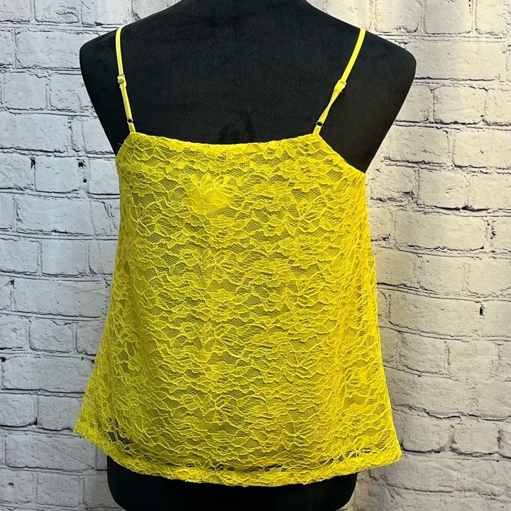 Ann Taylor Yellow Lace Overlay Pleated Front Spaghetti Strap Lined Top sz XS NWT - Picture 3 of 11